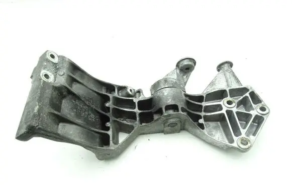 Mercedes-Benz A W169 Generator/alternator bracket A6402021040 GBIMPORT