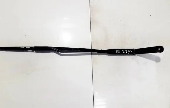 Audi A4 S4 B5 8D Front wiper blade arm 8d1955407b