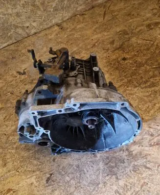 Volvo C30 Manual 5 speed gearbox 3M5R7F096YF