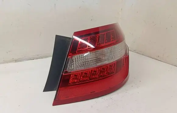 Mercedes-Benz E W212 Rear/tail lights A2129066701