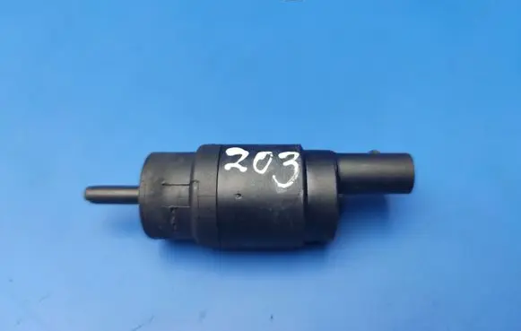 Mercedes-Benz C W203 Windscreen/windshield washer pump