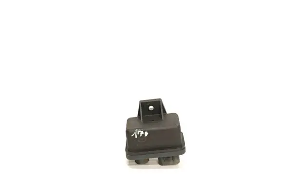Mazda CX-5 Glow plug pre-heat relay SH0118650