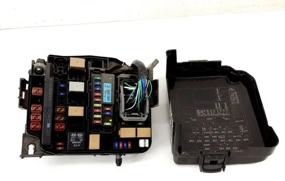 Hyundai i40 Fuse box set 912143Z044 919503X510