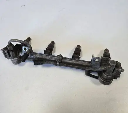 Mercedes-Benz E W211 Fuel main line pipe R1110781045