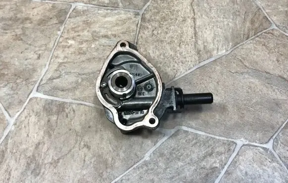 Vacuum pump