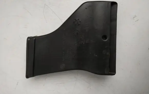 BMW 5 F10 F11 Cabin air duct channel 64229148093 9148093