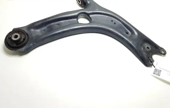 Skoda Superb B8 (3V) Front lower control arm/wishbone 3Q0407154B