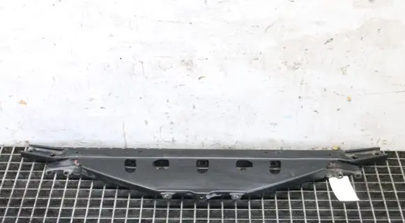 BMW 7 F01 F02 F03 F04 Top upper radiator support slam panel 7183851
