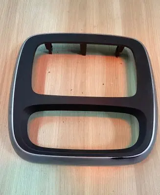 Opel Vivaro Radio/GPS head unit trim 682604581R