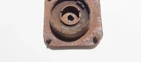 Mazda 626 Coil spring mount 