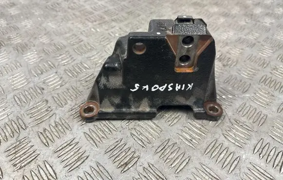 KIA Sportage Engine mount bracket