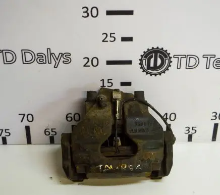 Volkswagen Touareg I Front brake caliper 7L6106D