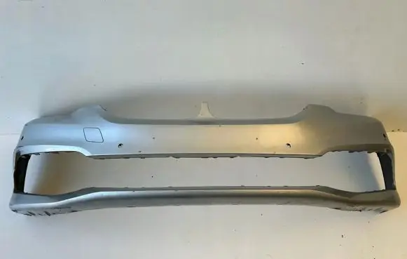 BMW 5 G30 G31 Front bumper 7385336