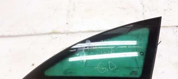 Renault Laguna II Rear side window
