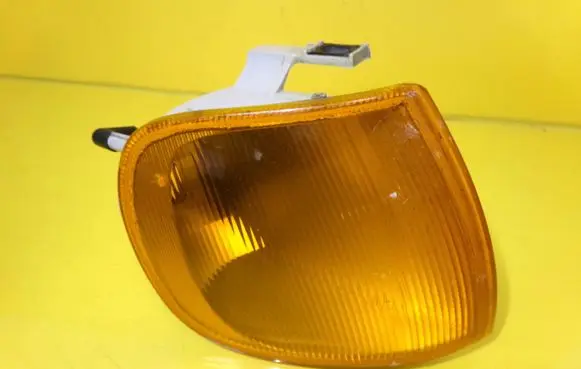 Volkswagen Polo III 6N 6N2 6NF Front indicator light 962832
