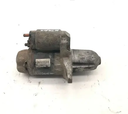 Subaru Outback Starter motor M00T30471