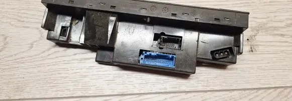BMW 5 E39 Climate control unit 641183749510