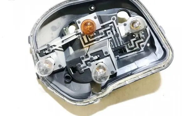 Fiat Multipla Tail light bulb cover holder