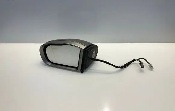 Mercedes-Benz E W211 Front door electric wing mirror