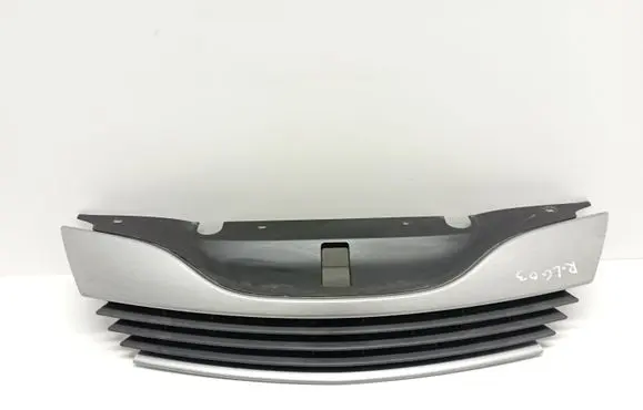 Renault Laguna II Front bumper upper radiator grill 42137