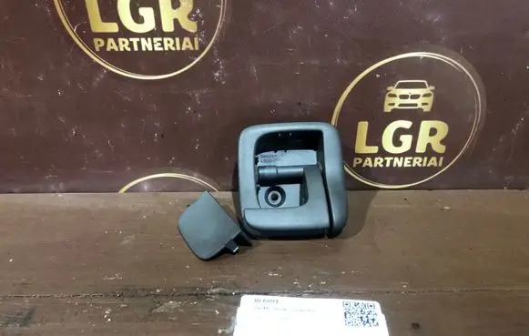 Volvo V70 Engine bonnet (hood) release handle 9483312