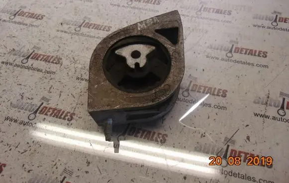 Mercedes-Benz A W168 Engine mount bracket A1682400618