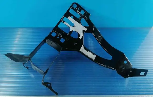 BMW 5 E60 E61 Headlight/headlamp mounting bracket 51647033731 BM30014AL