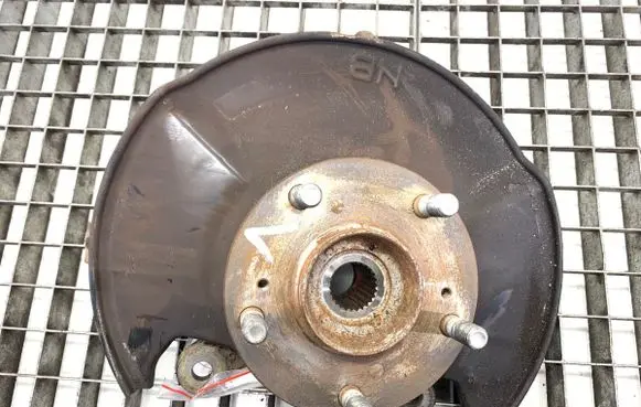 Honda Civic IX Front wheel hub spindle knuckle 
