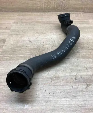 BMW X5 E70 Engine coolant pipe/hose 7508688