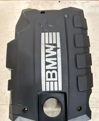 BMW 1 E81 E87 Engine cover (trim) 7566614 17491511 11127566614