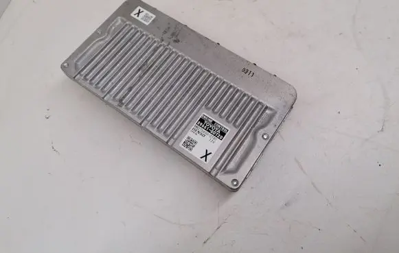 Toyota Yaris Engine control unit/module 896610DT20 MB2756002781