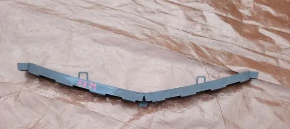 Mercedes-Benz CL C216 Front bumper mounting bracket A2168851716
