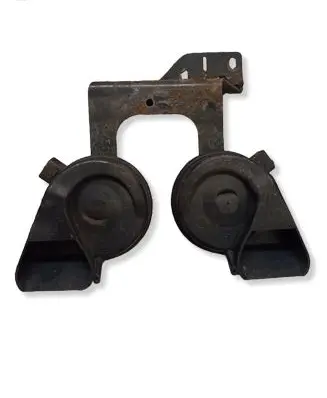 Audi A6 S6 C6 4F Horn signal 4F0951229