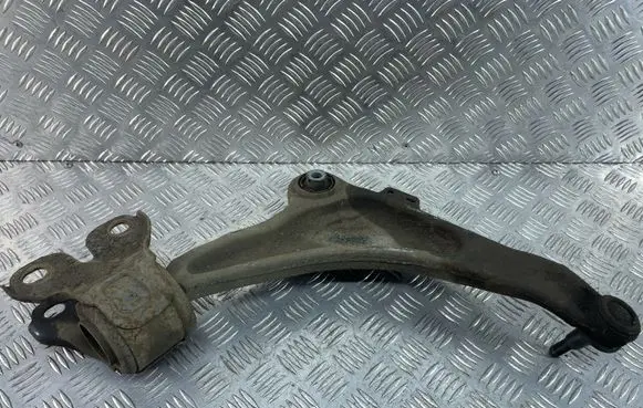 Front lower control arm/wishbone