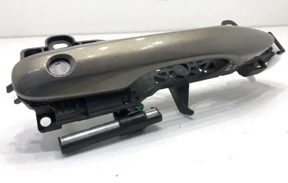Toyota Yaris Front door exterior handle 