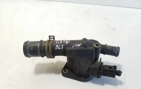 Volkswagen PASSAT B6 Coolant temperature sensor 03G121132B