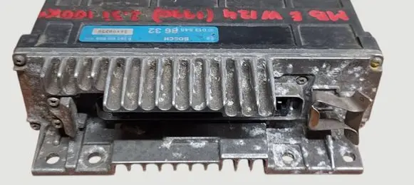 Mercedes-Benz E W124 ABS control unit/module 0265106080 0135458632