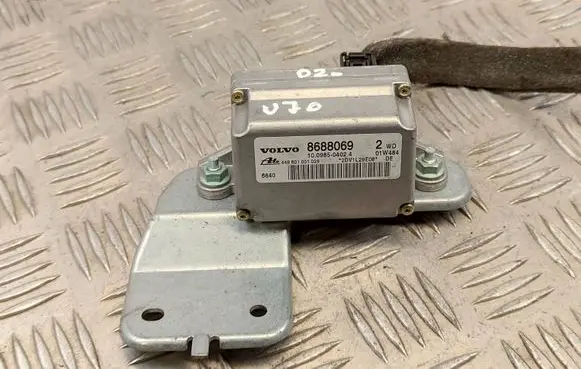 Volvo V70 ESP acceleration yaw rate sensor 8688068 10098004762
