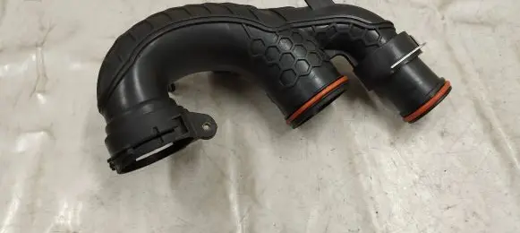 Volvo XC90 Intercooler hose/pipe 31474787
