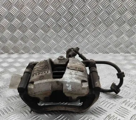 Peugeot 5008 II Front brake caliper 1647879980