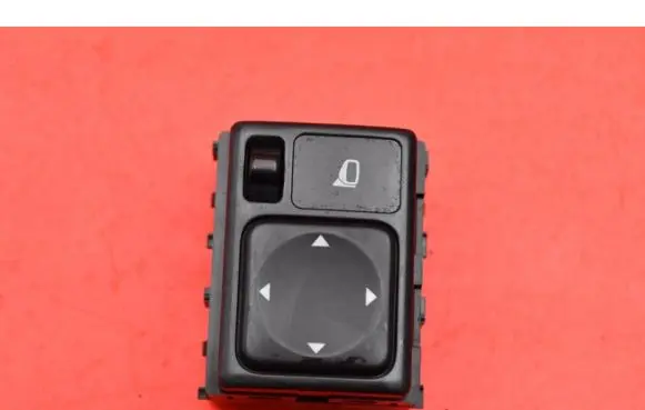 Nissan Note (E11) Mirror heating switch 