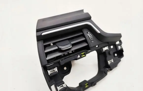 Audi A4 S4 B9 Dashboard side air vent grill/cover trim 8W1820901