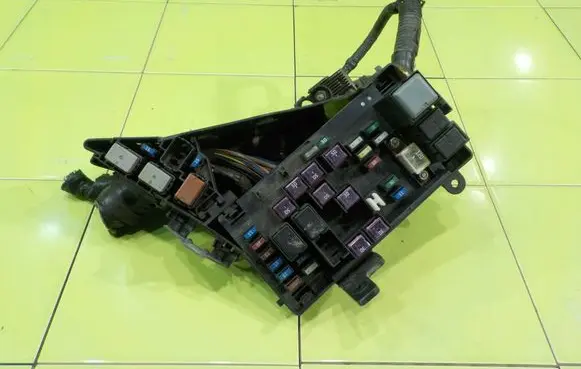 Subaru Forester SH Fuse box set 82241SC060PC BEZPIECZNIKOW