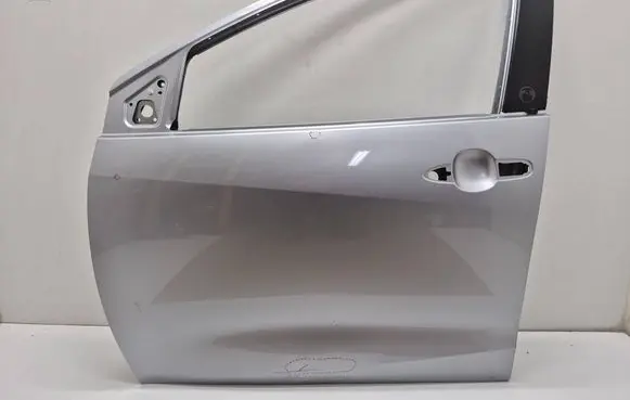 Toyota Yaris XP210 Front door