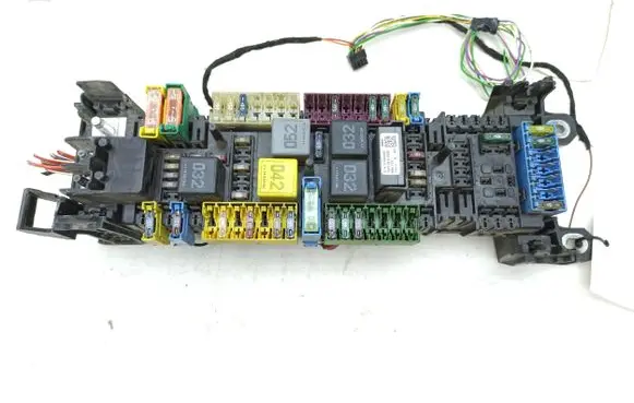 Mercedes-Benz Vito Viano W447 Fuse module A4475460046