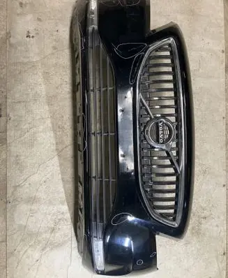 Volvo V40 Front bumper