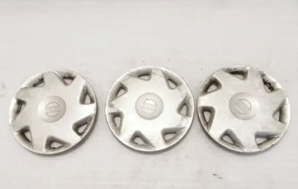 Volvo S40, V40 R14 wheel hub/cap/trim 461240