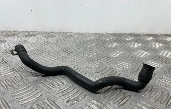 Mercedes-Benz C W204 Engine coolant pipe/hose A2710181282
