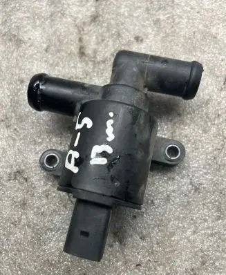Audi A5 8T 8F Electric auxiliary coolant/water pump 4H0121671B