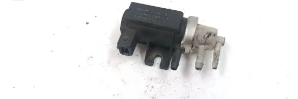 Audi A4 S4 B5 8D Turbo solenoid valve 8D0906627B 99T244 72190345